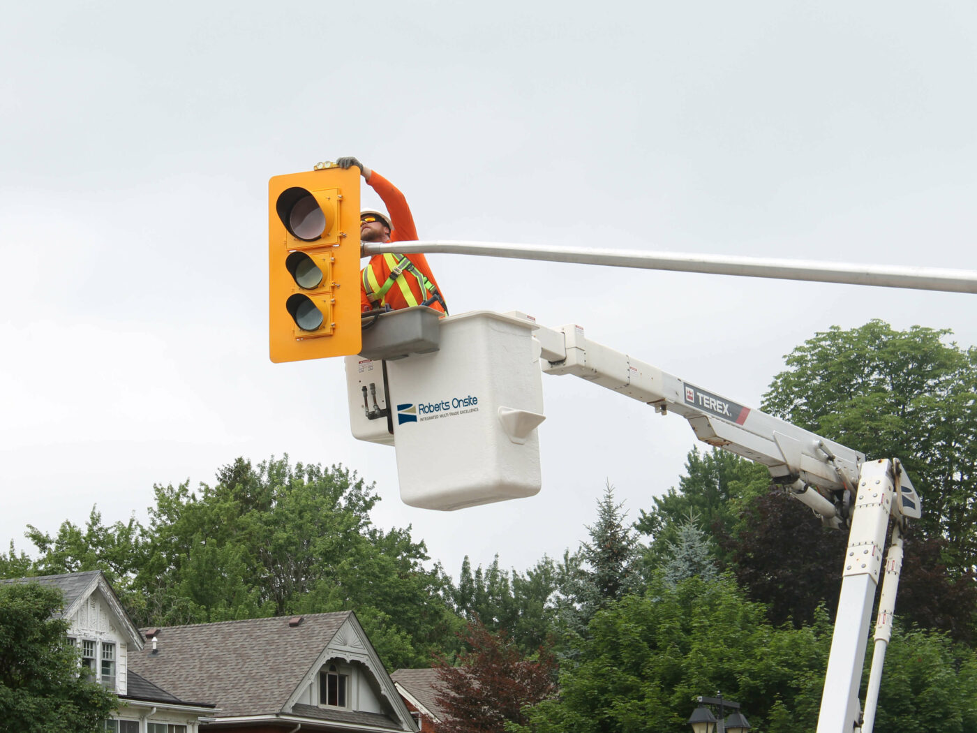 Installing adaptive traffic signal systems