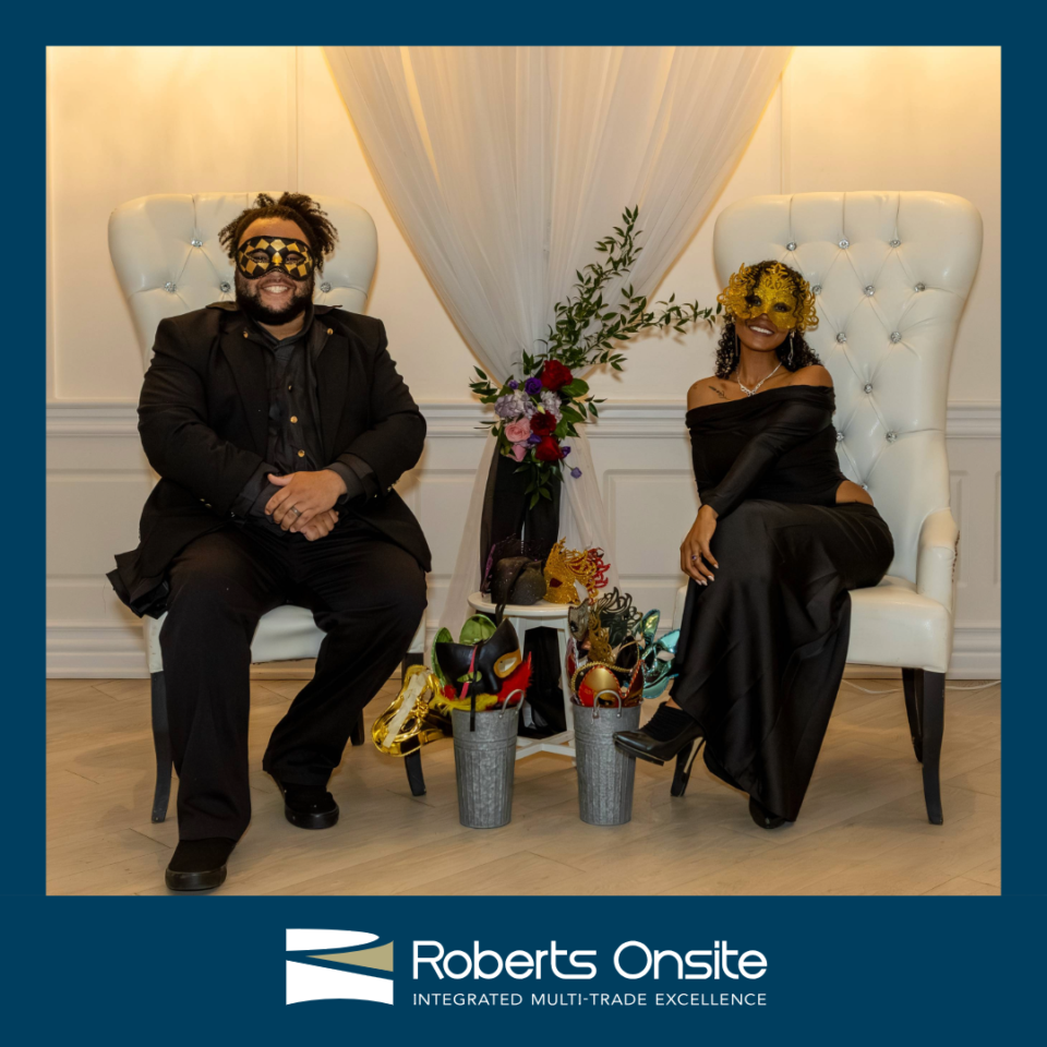 Roberts Onsite A Night in Disguise 6 1