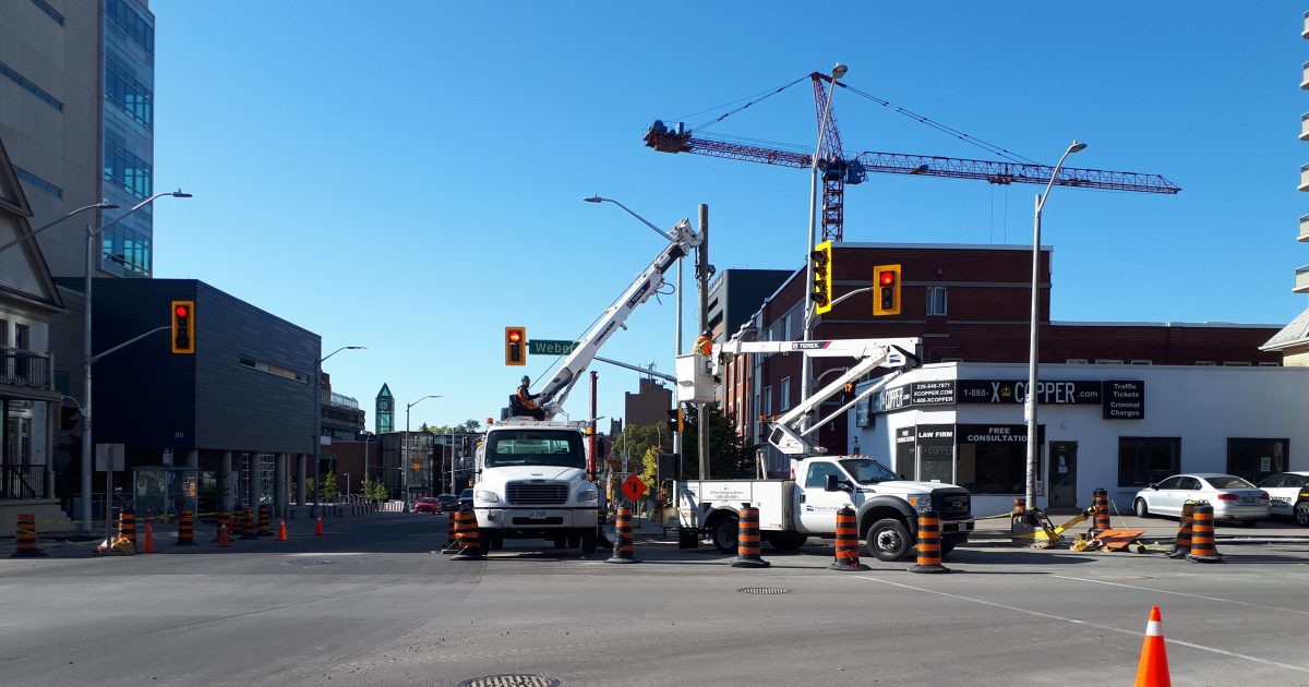 R Line Utility Construction  Providing quality service and installation  for all utilities in southern Ontario.